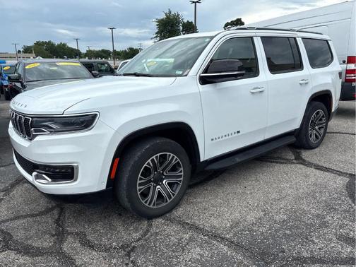 Bright White Clearcoat 2023 Jeep Wagoneer Base