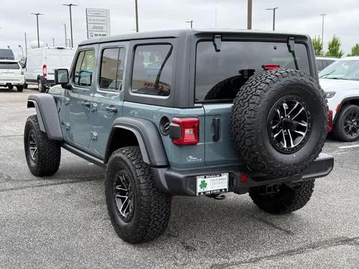 Anvil Clearcoat 2024 Jeep Wrangler Sport