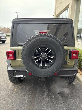 2025 Jeep Wrangler Sport