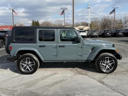 2024 Jeep Wrangler 4xe Sport