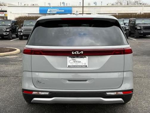 2024 Kia Carnival EX