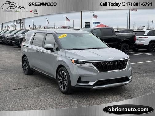 2024 Kia Carnival EX