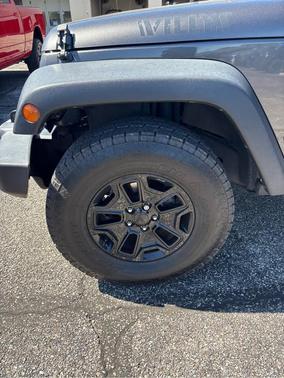 Granite Crystal Clearcoat Metallic 2017 Jeep Wrangler Unlimited Sport