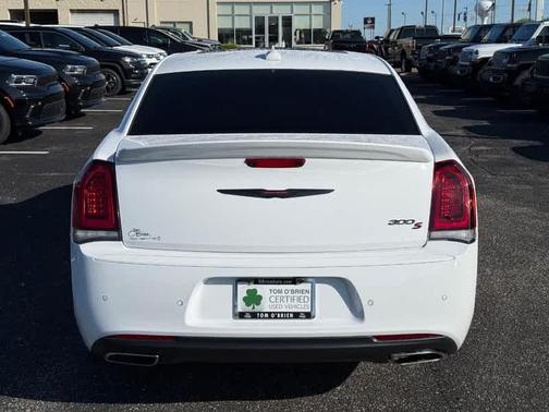 2023 Chrysler 300 S