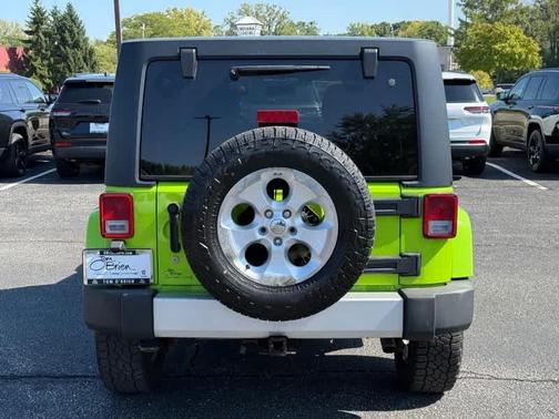 2013 Jeep Wrangler Unlimited Sahara