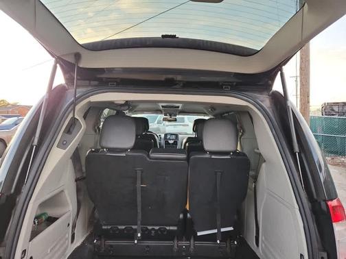 2015 Chrysler Town & Country Touring