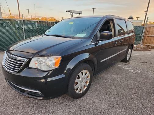 2015 Chrysler Town & Country Touring