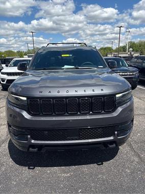 Metallic 2023 Jeep Wagoneer L Series II