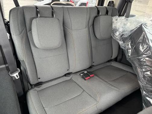 Anvil Clearcoat 2026 Jeep Wrangler Sport