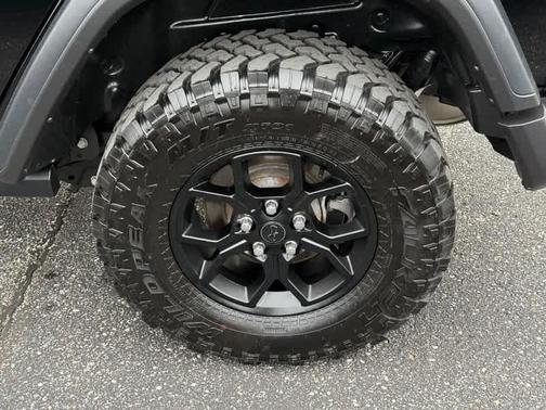 Black Clearcoat 2024 Jeep Wrangler Sport