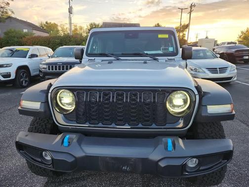 2024 Jeep Wrangler 4xe Sport