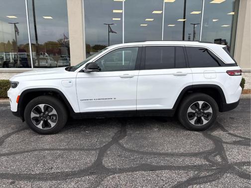 2024 Jeep Grand Cherokee 4xe Base