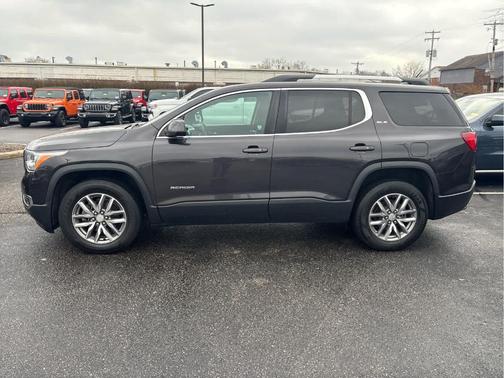 2017 GMC Acadia SLE-2