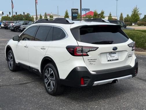 2022 Subaru Outback Touring XT