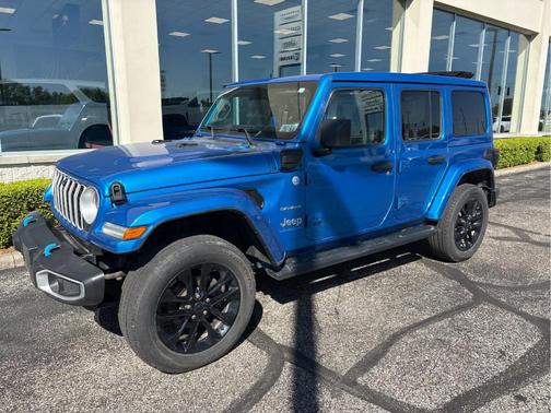 Hydro Blue Pearlcoat 2024 Jeep Wrangler 4xe Sahara