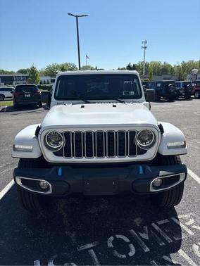 Bright White Clearcoat 2024 Jeep Wrangler 4xe Sahara