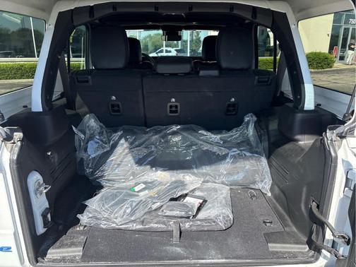 Bright White Clearcoat 2024 Jeep Wrangler 4xe Sahara