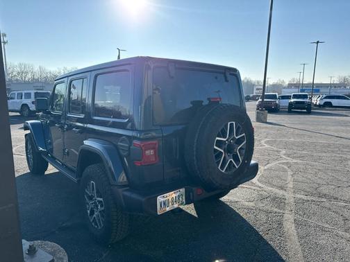 2025 Jeep Wrangler Sahara