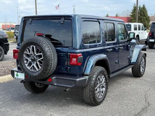 2025 Jeep Wrangler Sahara