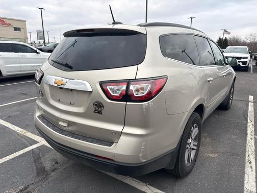 2017 Chevrolet Traverse 2LT