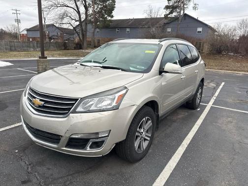 2017 Chevrolet Traverse 2LT