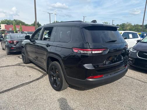 Diamond Black 2023 Jeep Grand Cherokee L Limited