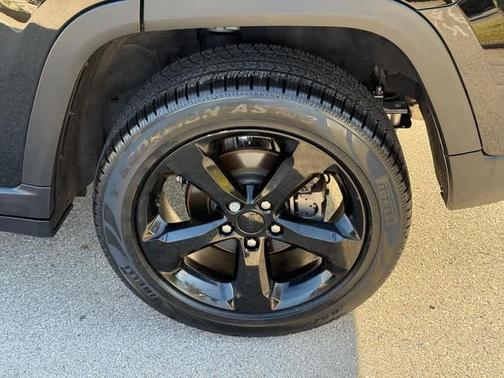 Diamond Black 2023 Jeep Grand Cherokee Limited