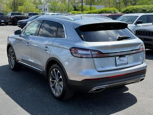 Silver Radiance Metallic 2022 Lincoln Nautilus Reserve