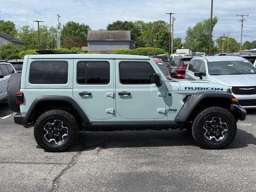 Earl Clearcoat 2023 Jeep Wrangler 4xe Rubicon