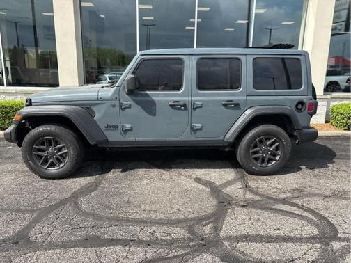 Anvil Clearcoat 2024 Jeep Wrangler Sport