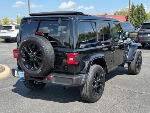 2024 Jeep Wrangler 4xe Sahara