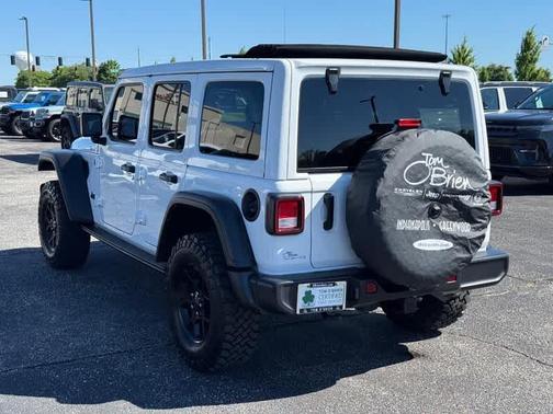 Bright White Clearcoat 2024 Jeep Wrangler Sport