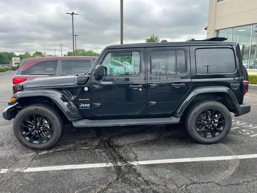 2023 Jeep Wrangler 4xe Sahara