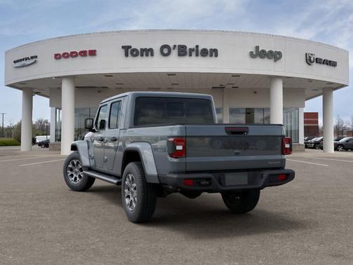 Anvil Clearcoat 2026 Jeep Gladiator Sport