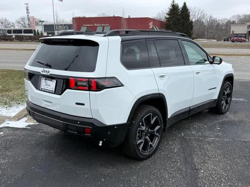 2026 Jeep Cherokee Overland