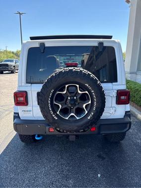 Bright White Clearcoat 2023 Jeep Wrangler 4xe Rubicon