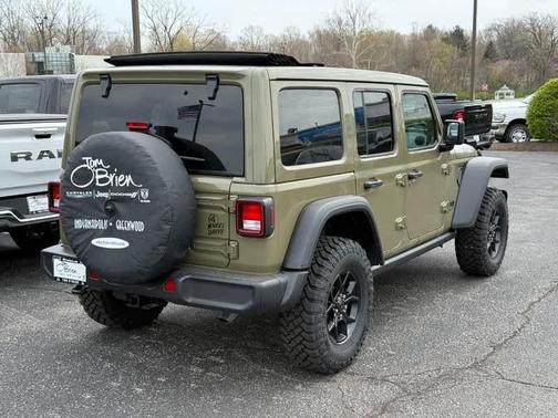 2025 Jeep Wrangler Sport