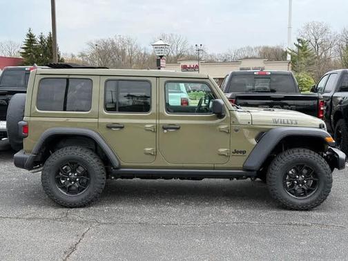 2025 Jeep Wrangler Sport