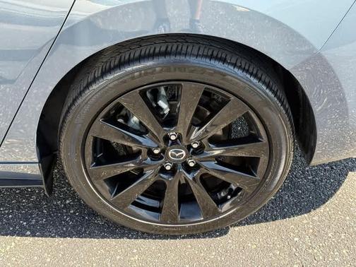 2023 Mazda Mazda3 2.5 S Carbon Edition