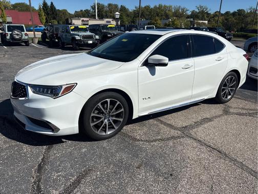White 2018 Acura TLX V6 w/Technology Package