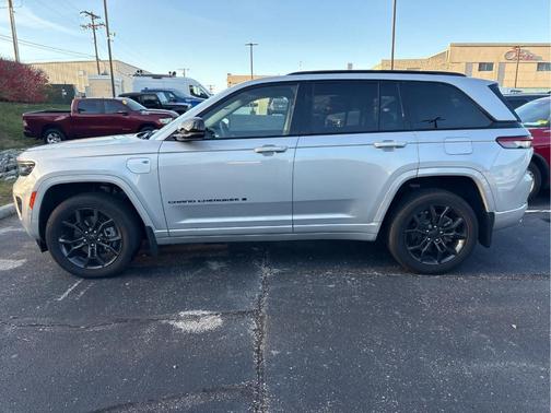 2023 Jeep Grand Cherokee 4xe Base