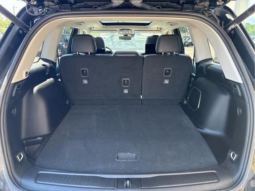 Diamond Black 2023 Jeep Grand Cherokee Limited