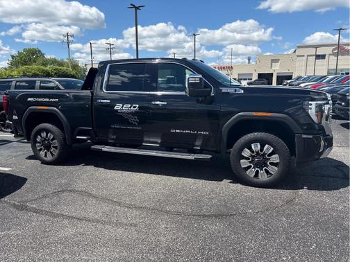 Onyx Black 2024 GMC Sierra 2500 Denali
