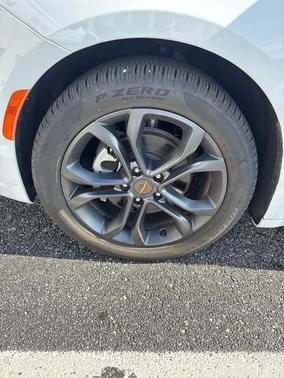 Bright White Clearcoat 2024 Chrysler Pacifica Touring-L