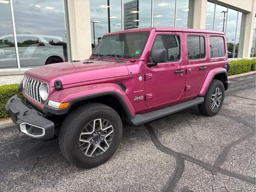 Limited Edition Tuscadero Pearlcoat 2024 Jeep Wrangler Sahara