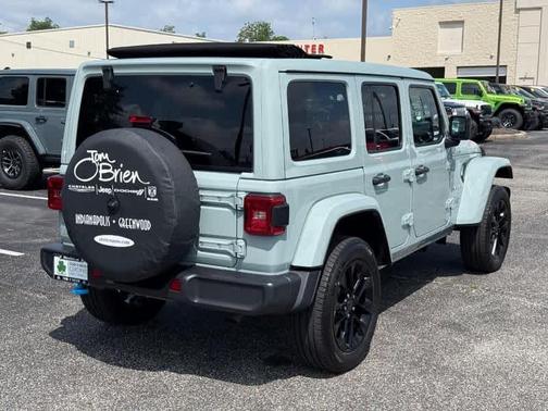 Earl Clearcoat 2024 Jeep Wrangler 4xe Sahara