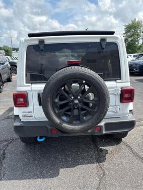 2022 Jeep Wrangler Unlimited 4xe Sahara