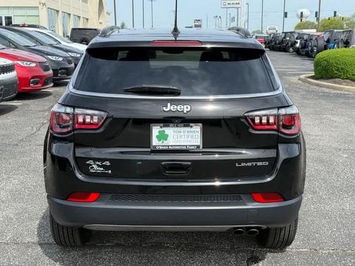 Diamond Black 2022 Jeep Compass Limited