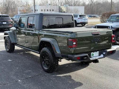 2022 Jeep Gladiator Sport