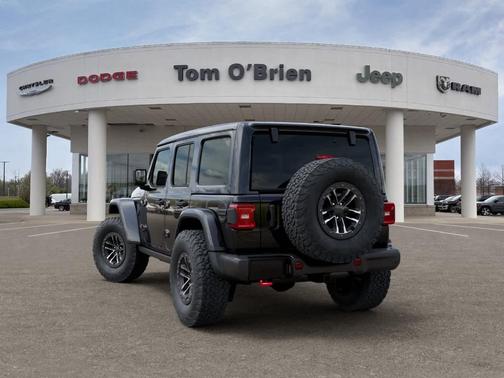 Black Clearcoat 2026 Jeep Wrangler Rubicon
